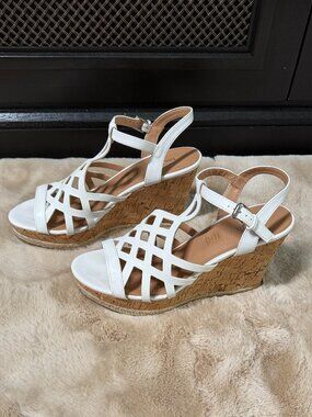 LIMELIGHT SONIA White Faux Leather Cutout Cork Wedge Platform Sandals Size 9